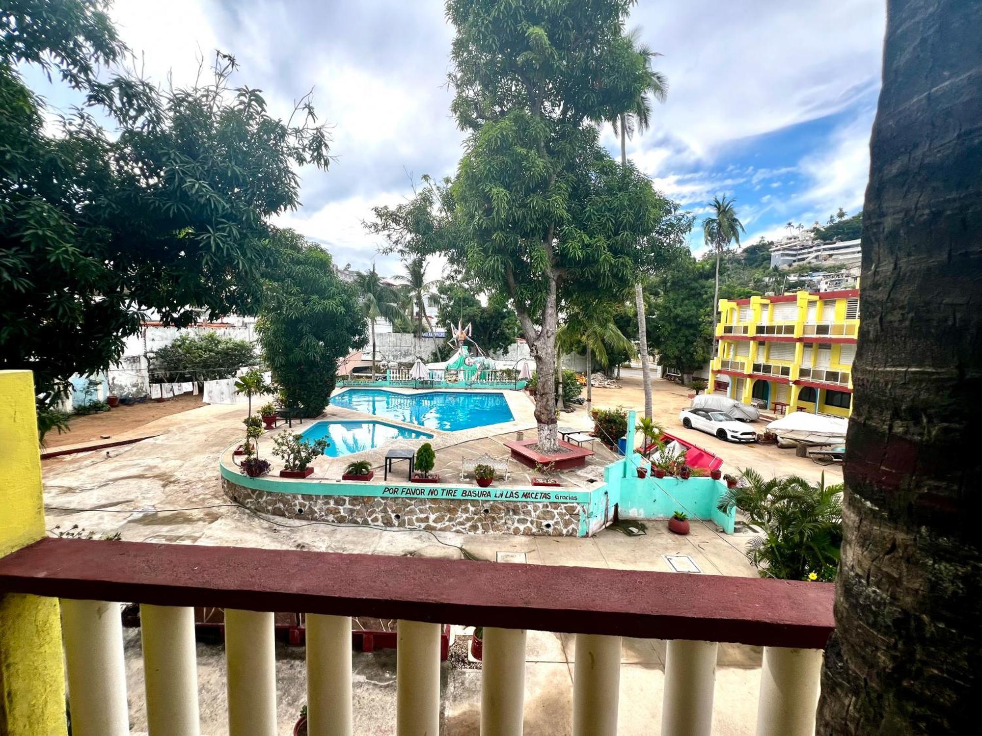 Hotel Casa De Huespedes Walton Acapulco Exterior foto