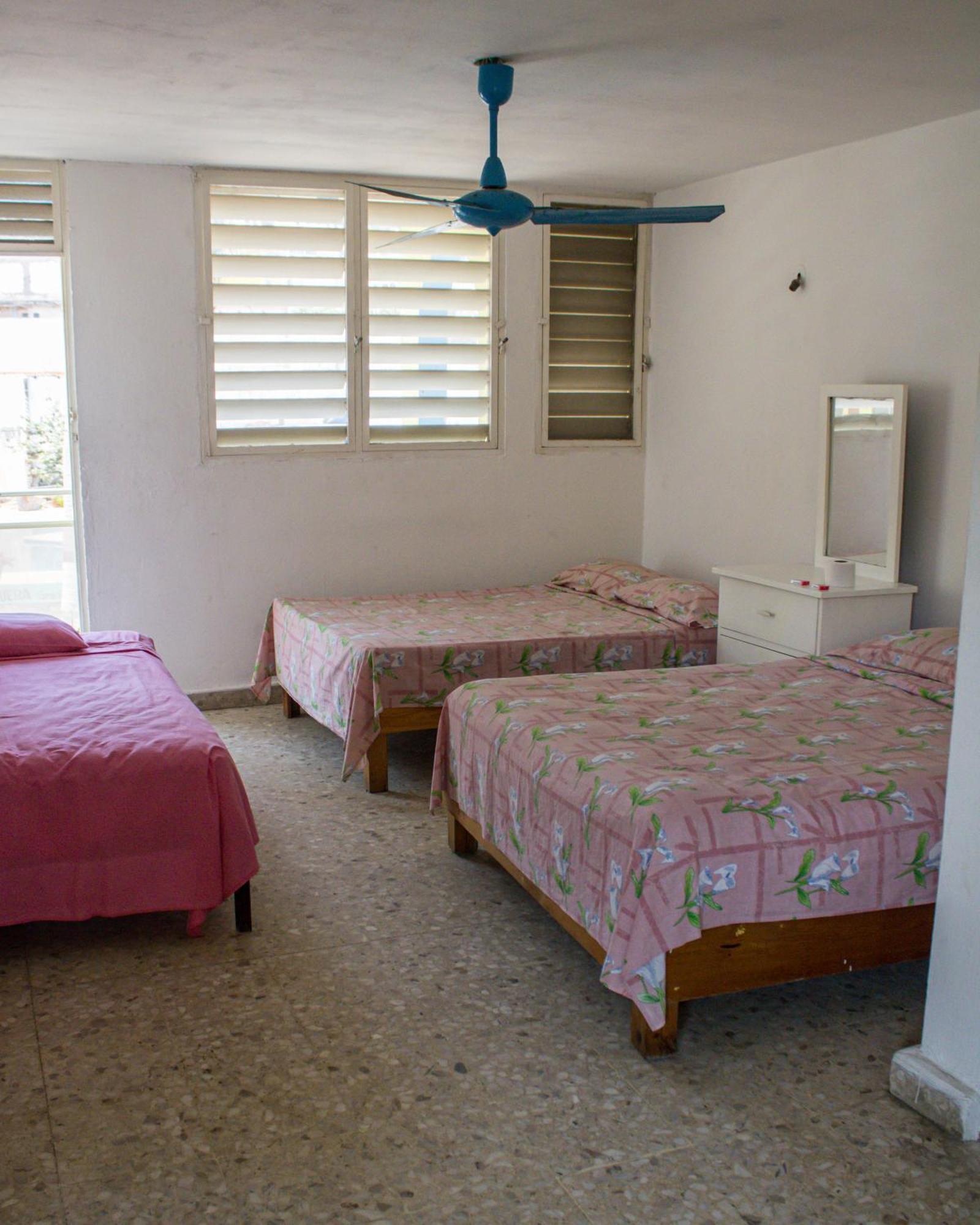 Hotel Casa De Huespedes Walton Acapulco Exterior foto